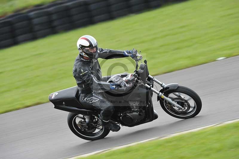 Motorcycle action photographs;anglesey circuit;anglesey trackday photographs;event digital images;eventdigitalimages;no limits trackday;oulton park circuit cheshire;peter wileman photography;trackday;trackday digital images;trackday photos;ty croes circuit wales