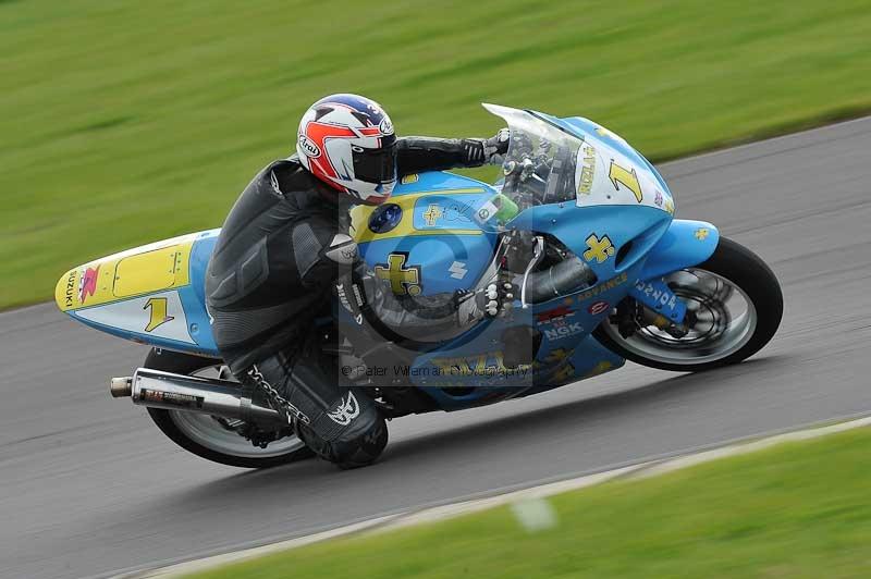 Motorcycle action photographs;anglesey circuit;anglesey trackday photographs;event digital images;eventdigitalimages;no limits trackday;oulton park circuit cheshire;peter wileman photography;trackday;trackday digital images;trackday photos;ty croes circuit wales
