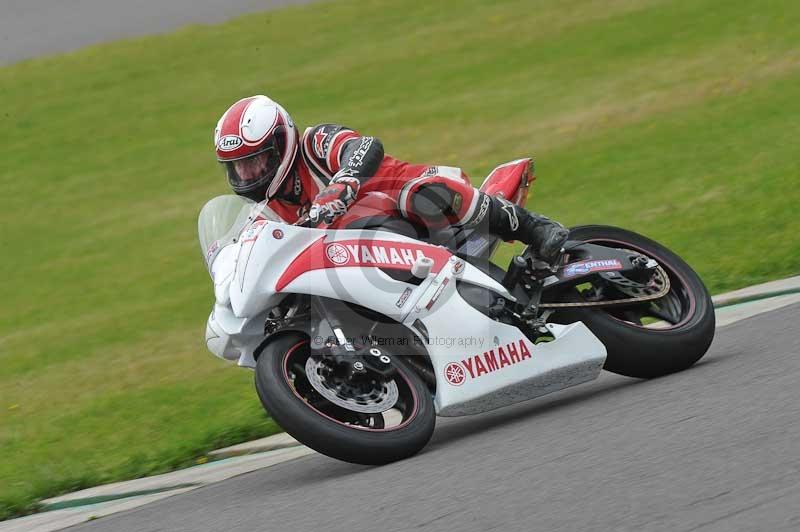 Motorcycle action photographs;anglesey circuit;anglesey trackday photographs;event digital images;eventdigitalimages;no limits trackday;oulton park circuit cheshire;peter wileman photography;trackday;trackday digital images;trackday photos;ty croes circuit wales