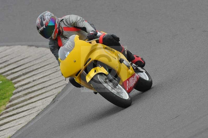 Motorcycle action photographs;anglesey circuit;anglesey trackday photographs;event digital images;eventdigitalimages;no limits trackday;oulton park circuit cheshire;peter wileman photography;trackday;trackday digital images;trackday photos;ty croes circuit wales