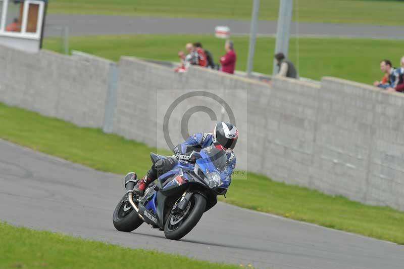 Motorcycle action photographs;anglesey circuit;anglesey trackday photographs;event digital images;eventdigitalimages;no limits trackday;oulton park circuit cheshire;peter wileman photography;trackday;trackday digital images;trackday photos;ty croes circuit wales