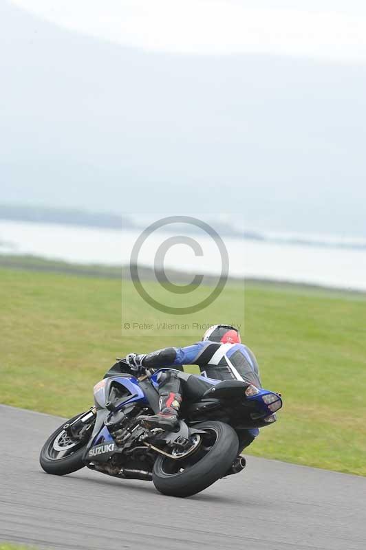 Motorcycle action photographs;anglesey circuit;anglesey trackday photographs;event digital images;eventdigitalimages;no limits trackday;oulton park circuit cheshire;peter wileman photography;trackday;trackday digital images;trackday photos;ty croes circuit wales