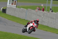 Motorcycle-action-photographs;anglesey-circuit;anglesey-trackday-photographs;event-digital-images;eventdigitalimages;no-limits-trackday;oulton-park-circuit-cheshire;peter-wileman-photography;trackday;trackday-digital-images;trackday-photos;ty-croes-circuit-wales