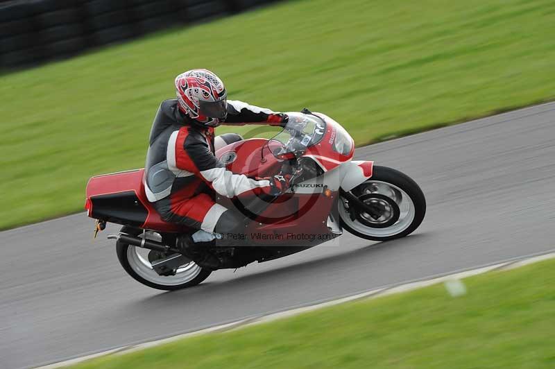 Motorcycle action photographs;anglesey circuit;anglesey trackday photographs;event digital images;eventdigitalimages;no limits trackday;oulton park circuit cheshire;peter wileman photography;trackday;trackday digital images;trackday photos;ty croes circuit wales