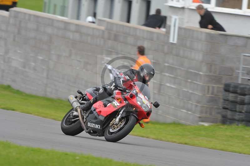 Motorcycle action photographs;anglesey circuit;anglesey trackday photographs;event digital images;eventdigitalimages;no limits trackday;oulton park circuit cheshire;peter wileman photography;trackday;trackday digital images;trackday photos;ty croes circuit wales