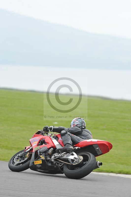 Motorcycle action photographs;anglesey circuit;anglesey trackday photographs;event digital images;eventdigitalimages;no limits trackday;oulton park circuit cheshire;peter wileman photography;trackday;trackday digital images;trackday photos;ty croes circuit wales