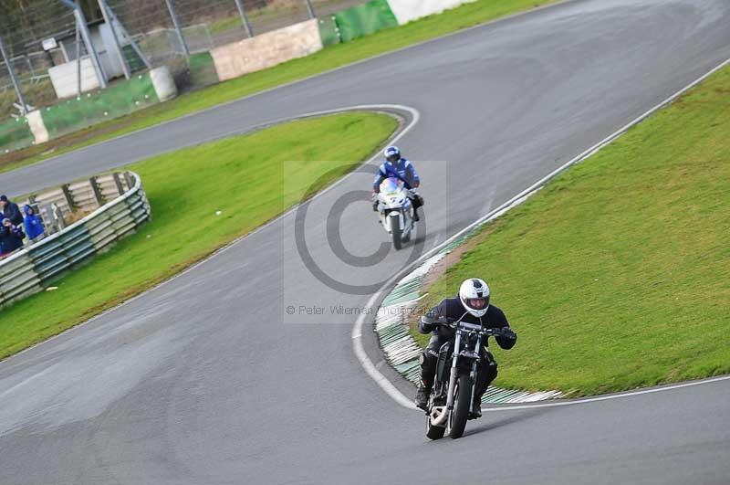 anglesey;brands hatch;cadwell park;croft;donington park;enduro digital images;event digital images;eventdigitalimages;mallory;no limits;oulton park;peter wileman photography;racing digital images;silverstone;snetterton;trackday digital images;trackday photos;vmcc banbury run;welsh 2 day enduro