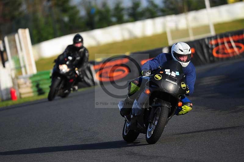 anglesey;brands hatch;cadwell park;croft;donington park;enduro digital images;event digital images;eventdigitalimages;mallory;no limits;oulton park;peter wileman photography;racing digital images;silverstone;snetterton;trackday digital images;trackday photos;vmcc banbury run;welsh 2 day enduro