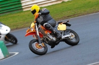 INTER RED/ORANGE BIKES