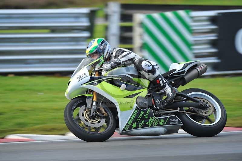 enduro digital images;event digital images;eventdigitalimages;no limits trackdays;oulton no limits trackday;oulton park cheshire;oulton trackday photographs;peter wileman photography;racing digital images;trackday digital images;trackday photos