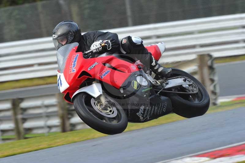 enduro digital images;event digital images;eventdigitalimages;no limits trackdays;oulton no limits trackday;oulton park cheshire;oulton trackday photographs;peter wileman photography;racing digital images;trackday digital images;trackday photos