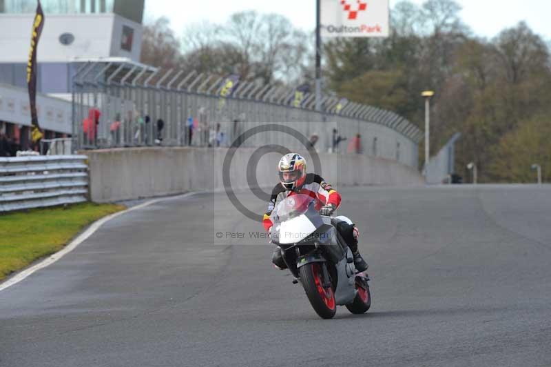 anglesey;brands hatch;cadwell park;croft;donington park;enduro digital images;event digital images;eventdigitalimages;mallory;no limits;no limits trackdays;oulton no limits trackday;oulton park;oulton park cheshire;oulton trackday photographs;peter wileman photography;racing digital images;silverstone;snetterton;trackday digital images;trackday photos;vmcc banbury run;welsh 2 day enduro