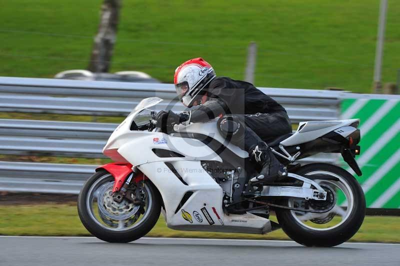 anglesey;brands hatch;cadwell park;croft;donington park;enduro digital images;event digital images;eventdigitalimages;mallory;no limits;no limits trackdays;oulton no limits trackday;oulton park;oulton park cheshire;oulton trackday photographs;peter wileman photography;racing digital images;silverstone;snetterton;trackday digital images;trackday photos;vmcc banbury run;welsh 2 day enduro