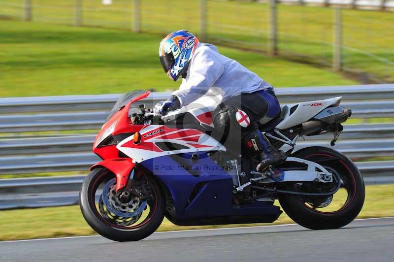 anglesey;brands hatch;cadwell park;croft;donington park;enduro digital images;event digital images;eventdigitalimages;mallory;no limits;no limits trackdays;oulton no limits trackday;oulton park;oulton park cheshire;oulton trackday photographs;peter wileman photography;racing digital images;silverstone;snetterton;trackday digital images;trackday photos;vmcc banbury run;welsh 2 day enduro