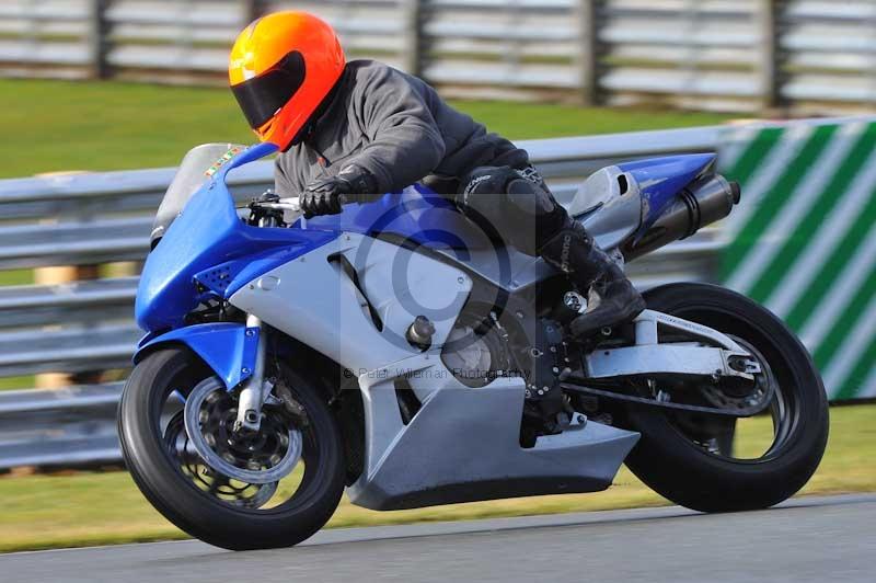 anglesey;brands hatch;cadwell park;croft;donington park;enduro digital images;event digital images;eventdigitalimages;mallory;no limits;no limits trackdays;oulton no limits trackday;oulton park;oulton park cheshire;oulton trackday photographs;peter wileman photography;racing digital images;silverstone;snetterton;trackday digital images;trackday photos;vmcc banbury run;welsh 2 day enduro