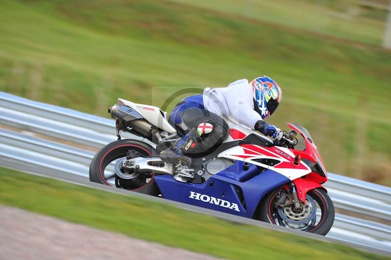 anglesey;brands hatch;cadwell park;croft;donington park;enduro digital images;event digital images;eventdigitalimages;mallory;no limits;no limits trackdays;oulton no limits trackday;oulton park;oulton park cheshire;oulton trackday photographs;peter wileman photography;racing digital images;silverstone;snetterton;trackday digital images;trackday photos;vmcc banbury run;welsh 2 day enduro