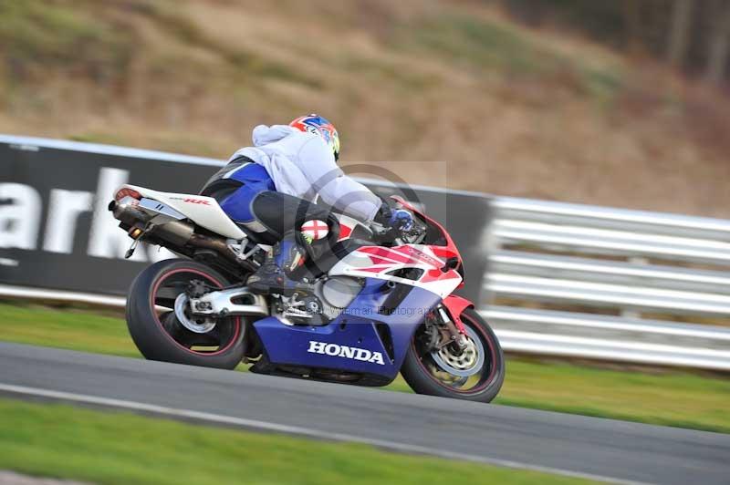 anglesey;brands hatch;cadwell park;croft;donington park;enduro digital images;event digital images;eventdigitalimages;mallory;no limits;no limits trackdays;oulton no limits trackday;oulton park;oulton park cheshire;oulton trackday photographs;peter wileman photography;racing digital images;silverstone;snetterton;trackday digital images;trackday photos;vmcc banbury run;welsh 2 day enduro