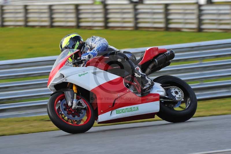 anglesey;brands hatch;cadwell park;croft;donington park;enduro digital images;event digital images;eventdigitalimages;mallory;no limits;no limits trackdays;oulton no limits trackday;oulton park;oulton park cheshire;oulton trackday photographs;peter wileman photography;racing digital images;silverstone;snetterton;trackday digital images;trackday photos;vmcc banbury run;welsh 2 day enduro