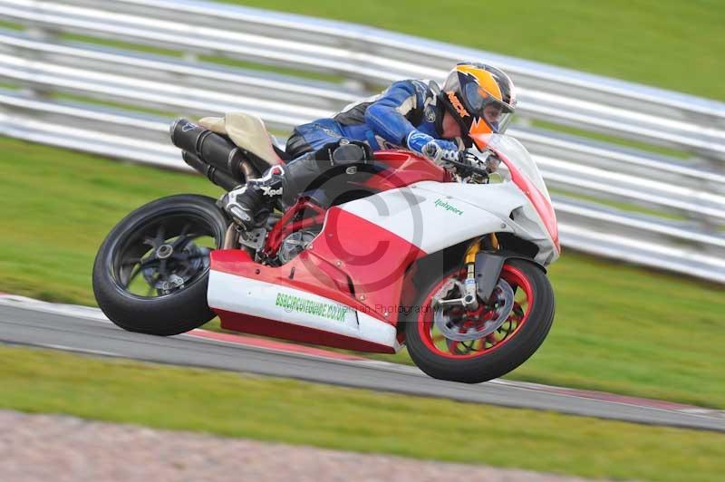 anglesey;brands hatch;cadwell park;croft;donington park;enduro digital images;event digital images;eventdigitalimages;mallory;no limits;no limits trackdays;oulton no limits trackday;oulton park;oulton park cheshire;oulton trackday photographs;peter wileman photography;racing digital images;silverstone;snetterton;trackday digital images;trackday photos;vmcc banbury run;welsh 2 day enduro