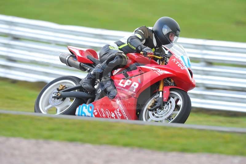 anglesey;brands hatch;cadwell park;croft;donington park;enduro digital images;event digital images;eventdigitalimages;mallory;no limits;no limits trackdays;oulton no limits trackday;oulton park;oulton park cheshire;oulton trackday photographs;peter wileman photography;racing digital images;silverstone;snetterton;trackday digital images;trackday photos;vmcc banbury run;welsh 2 day enduro