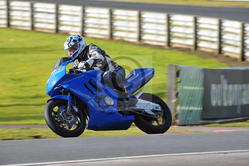 enduro digital images;event digital images;eventdigitalimages;no limits trackdays;oulton no limits trackday;oulton park cheshire;oulton trackday photographs;peter wileman photography;racing digital images;trackday digital images;trackday photos