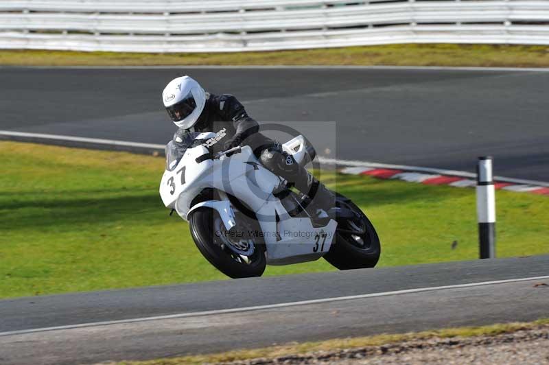 enduro digital images;event digital images;eventdigitalimages;no limits trackdays;oulton no limits trackday;oulton park cheshire;oulton trackday photographs;peter wileman photography;racing digital images;trackday digital images;trackday photos
