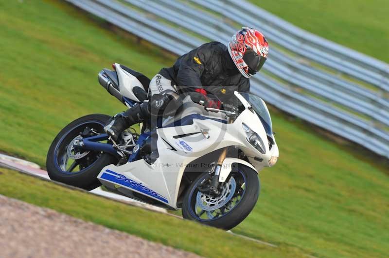 enduro digital images;event digital images;eventdigitalimages;no limits trackdays;oulton no limits trackday;oulton park cheshire;oulton trackday photographs;peter wileman photography;racing digital images;trackday digital images;trackday photos