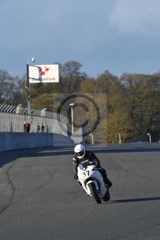 enduro digital images;event digital images;eventdigitalimages;no limits trackdays;oulton no limits trackday;oulton park cheshire;oulton trackday photographs;peter wileman photography;racing digital images;trackday digital images;trackday photos
