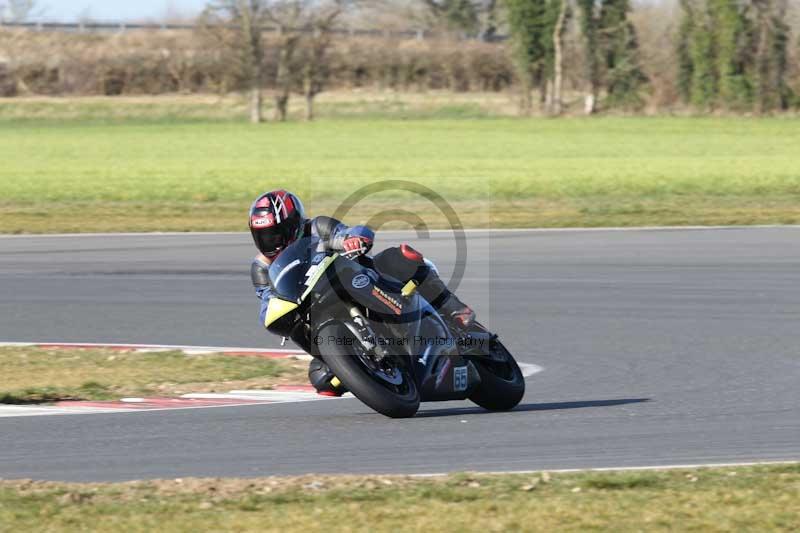 Motorcycle action photographs;Trackday digital images;event digital images;eventdigitalimages;no limits trackday;peter wileman photography;snetterton;snetterton circuit norfolk;snetterton photographs;trackday;trackday photos