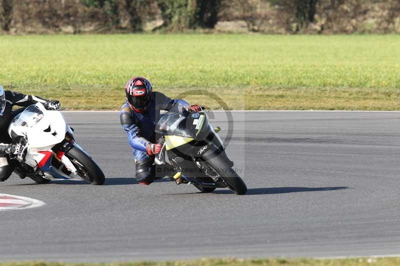 Motorcycle action photographs;Trackday digital images;event digital images;eventdigitalimages;no limits trackday;peter wileman photography;snetterton;snetterton circuit norfolk;snetterton photographs;trackday;trackday photos