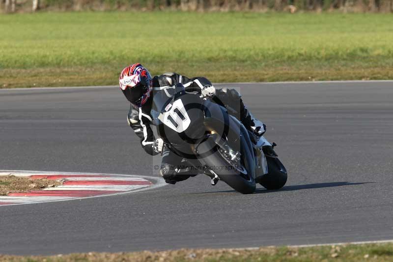 Motorcycle action photographs;Trackday digital images;event digital images;eventdigitalimages;no limits trackday;peter wileman photography;snetterton;snetterton circuit norfolk;snetterton photographs;trackday;trackday photos