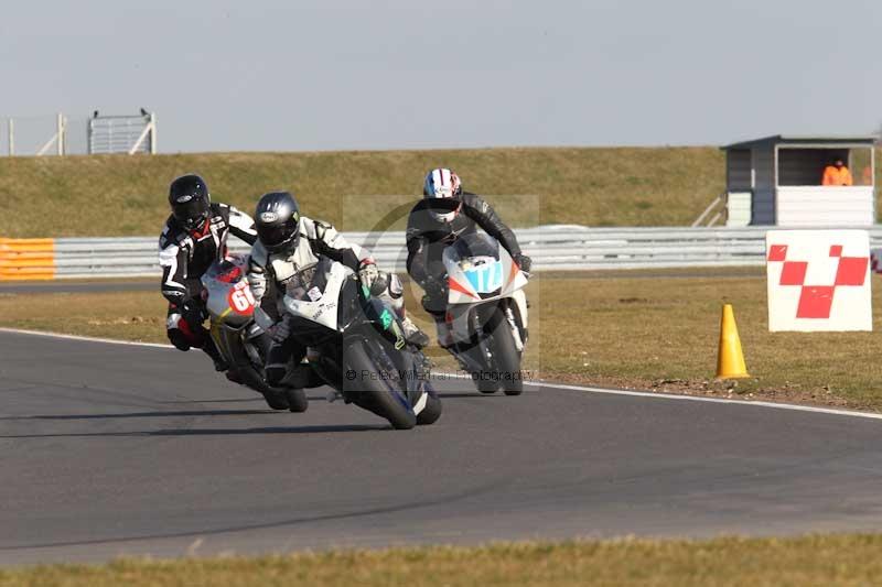 Motorcycle action photographs;Trackday digital images;event digital images;eventdigitalimages;no limits trackday;peter wileman photography;snetterton;snetterton circuit norfolk;snetterton photographs;trackday;trackday photos