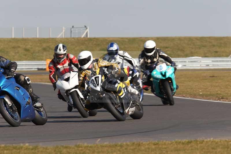 Motorcycle action photographs;Trackday digital images;event digital images;eventdigitalimages;no limits trackday;peter wileman photography;snetterton;snetterton circuit norfolk;snetterton photographs;trackday;trackday photos