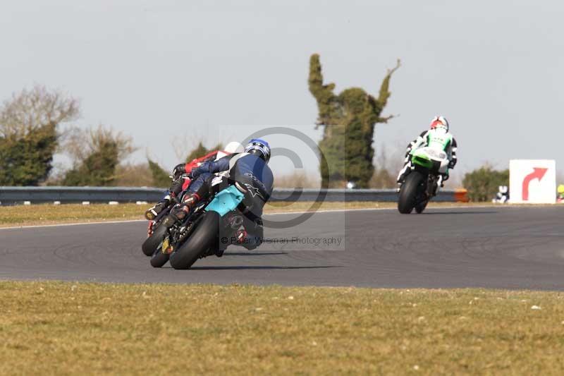 Motorcycle action photographs;Trackday digital images;event digital images;eventdigitalimages;no limits trackday;peter wileman photography;snetterton;snetterton circuit norfolk;snetterton photographs;trackday;trackday photos