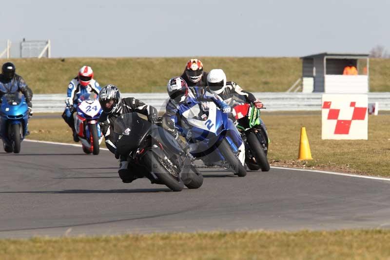 Motorcycle action photographs;Trackday digital images;event digital images;eventdigitalimages;no limits trackday;peter wileman photography;snetterton;snetterton circuit norfolk;snetterton photographs;trackday;trackday photos