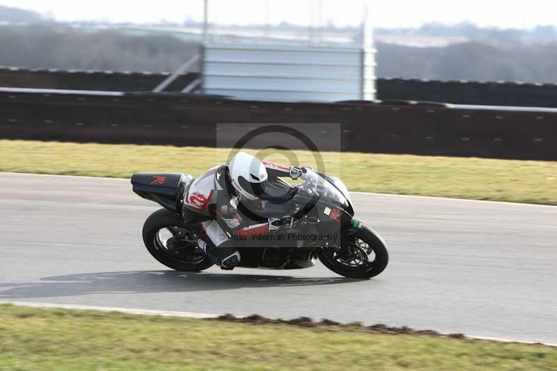 Motorcycle action photographs;Trackday digital images;event digital images;eventdigitalimages;no limits trackday;peter wileman photography;snetterton;snetterton circuit norfolk;snetterton photographs;trackday;trackday photos