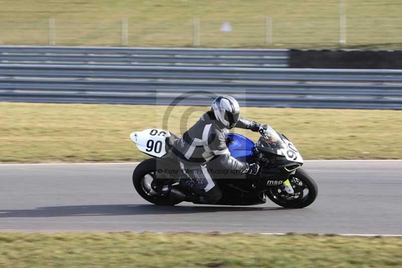 Motorcycle action photographs;Trackday digital images;event digital images;eventdigitalimages;no limits trackday;peter wileman photography;snetterton;snetterton circuit norfolk;snetterton photographs;trackday;trackday photos