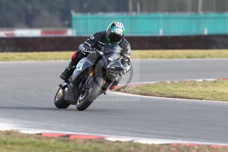 Motorcycle action photographs;Trackday digital images;event digital images;eventdigitalimages;no limits trackday;peter wileman photography;snetterton;snetterton circuit norfolk;snetterton photographs;trackday;trackday photos