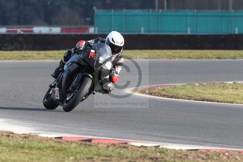 Motorcycle action photographs;Trackday digital images;event digital images;eventdigitalimages;no limits trackday;peter wileman photography;snetterton;snetterton circuit norfolk;snetterton photographs;trackday;trackday photos