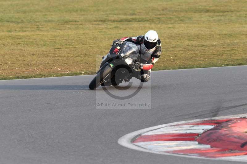 Motorcycle action photographs;Trackday digital images;event digital images;eventdigitalimages;no limits trackday;peter wileman photography;snetterton;snetterton circuit norfolk;snetterton photographs;trackday;trackday photos