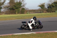 Motorcycle-action-photographs;Trackday-digital-images;event-digital-images;eventdigitalimages;no-limits-trackday;peter-wileman-photography;snetterton;snetterton-circuit-norfolk;snetterton-photographs;trackday;trackday-photos