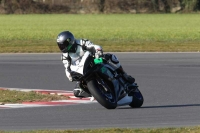 Motorcycle-action-photographs;Trackday-digital-images;event-digital-images;eventdigitalimages;no-limits-trackday;peter-wileman-photography;snetterton;snetterton-circuit-norfolk;snetterton-photographs;trackday;trackday-photos