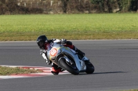 Motorcycle-action-photographs;Trackday-digital-images;event-digital-images;eventdigitalimages;no-limits-trackday;peter-wileman-photography;snetterton;snetterton-circuit-norfolk;snetterton-photographs;trackday;trackday-photos