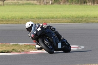 Motorcycle-action-photographs;Trackday-digital-images;event-digital-images;eventdigitalimages;no-limits-trackday;peter-wileman-photography;snetterton;snetterton-circuit-norfolk;snetterton-photographs;trackday;trackday-photos