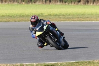 Motorcycle-action-photographs;Trackday-digital-images;event-digital-images;eventdigitalimages;no-limits-trackday;peter-wileman-photography;snetterton;snetterton-circuit-norfolk;snetterton-photographs;trackday;trackday-photos
