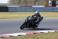 Motorcycle-action-photographs;Trackday-digital-images;event-digital-images;eventdigitalimages;no-limits-trackday;peter-wileman-photography;snetterton;snetterton-circuit-norfolk;snetterton-photographs;trackday;trackday-photos
