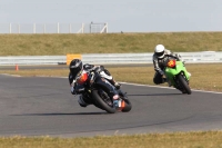 Motorcycle-action-photographs;Trackday-digital-images;event-digital-images;eventdigitalimages;no-limits-trackday;peter-wileman-photography;snetterton;snetterton-circuit-norfolk;snetterton-photographs;trackday;trackday-photos