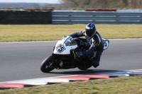 Motorcycle-action-photographs;Trackday-digital-images;event-digital-images;eventdigitalimages;no-limits-trackday;peter-wileman-photography;snetterton;snetterton-circuit-norfolk;snetterton-photographs;trackday;trackday-photos