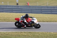 Motorcycle-action-photographs;Trackday-digital-images;event-digital-images;eventdigitalimages;no-limits-trackday;peter-wileman-photography;snetterton;snetterton-circuit-norfolk;snetterton-photographs;trackday;trackday-photos