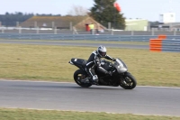 Motorcycle-action-photographs;Trackday-digital-images;event-digital-images;eventdigitalimages;no-limits-trackday;peter-wileman-photography;snetterton;snetterton-circuit-norfolk;snetterton-photographs;trackday;trackday-photos